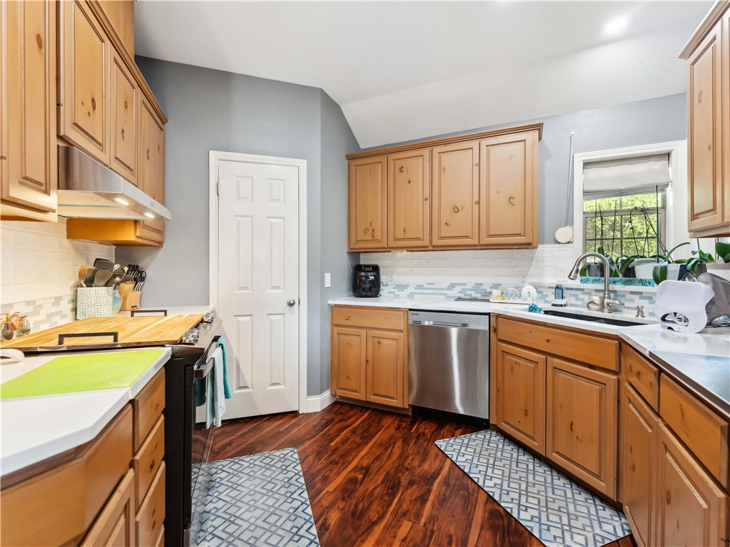 5422 Pressler Dr Property Photo 13