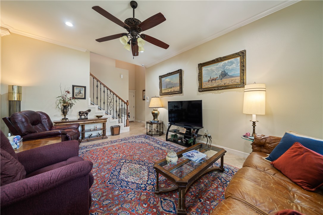 6934 Wooldridge R-5 Property Photo 4