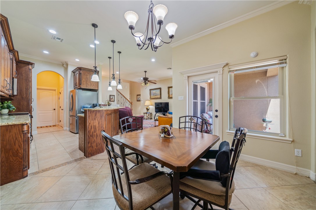 6934 Wooldridge R-5 Property Photo 6