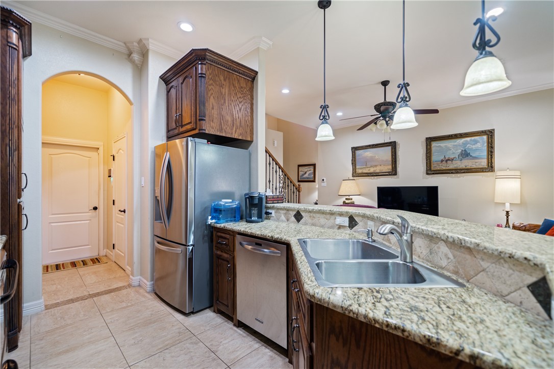 6934 Wooldridge R-5 Property Photo 8