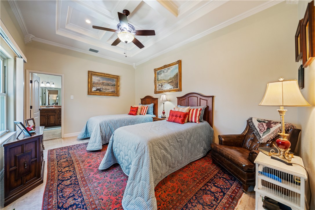 6934 Wooldridge R-5 Property Photo 14
