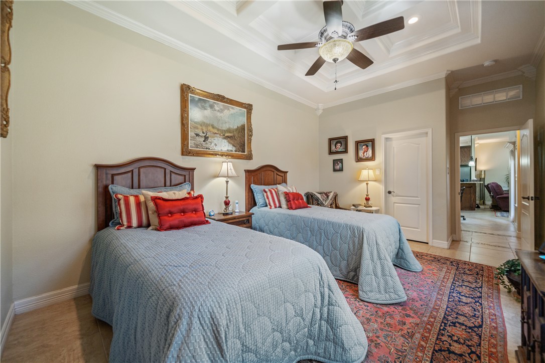 6934 Wooldridge R-5 Property Photo 15