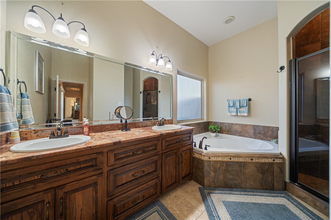 6934 Wooldridge R-5 Property Photo 17