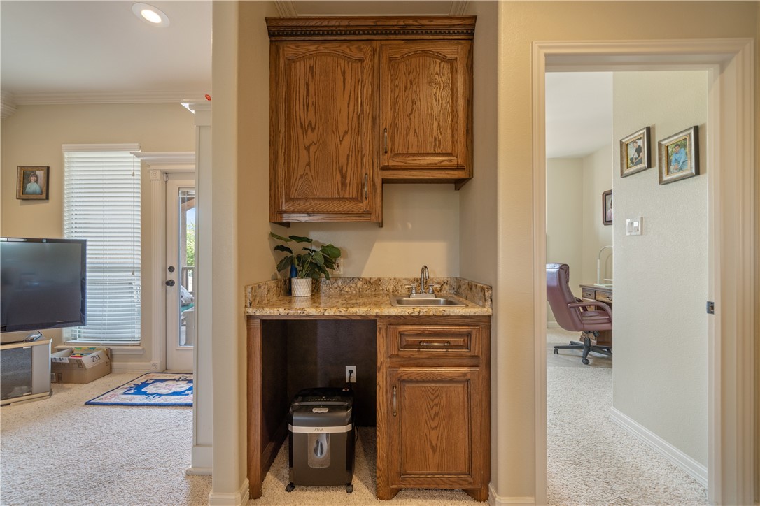 6934 Wooldridge R-5 Property Photo 27