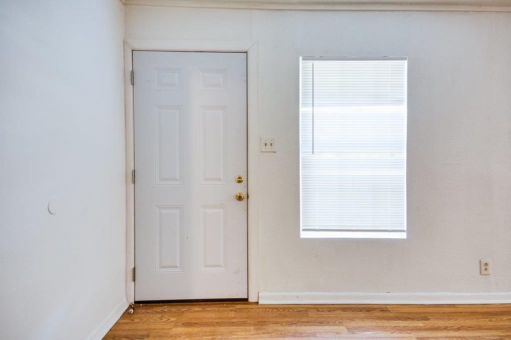 3906 Verner Circ Property Photo 12