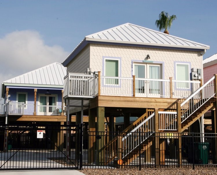 4209 Gulfbreeze A Property Photo 1