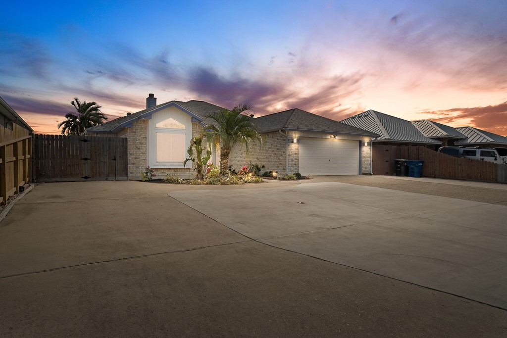 13845 Halyard Dr Property Photo