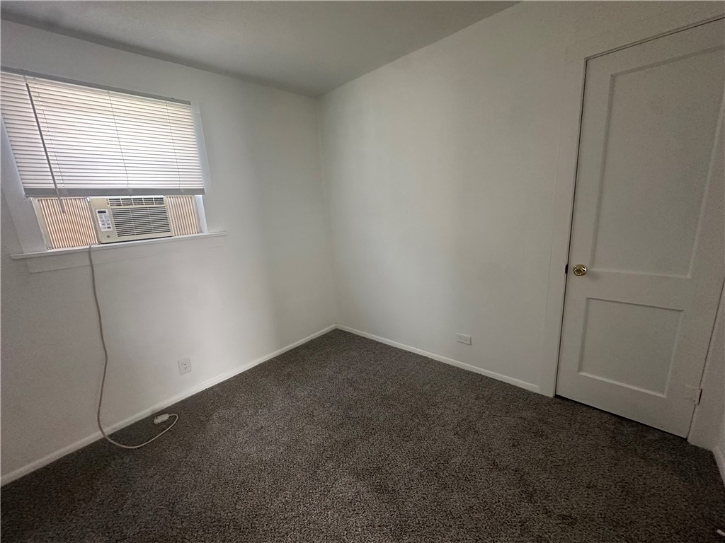 225 W Avenue B Property Photo 10