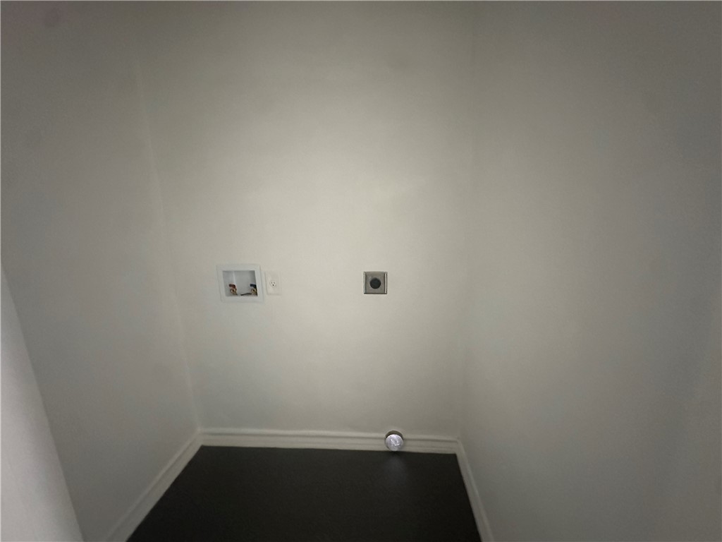 225 W Avenue B Property Photo 15