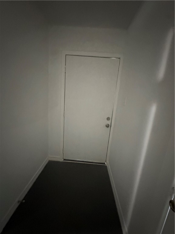 225 W Avenue B Property Photo 16