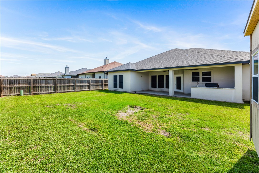7838 Superman Dr Property Photo 39