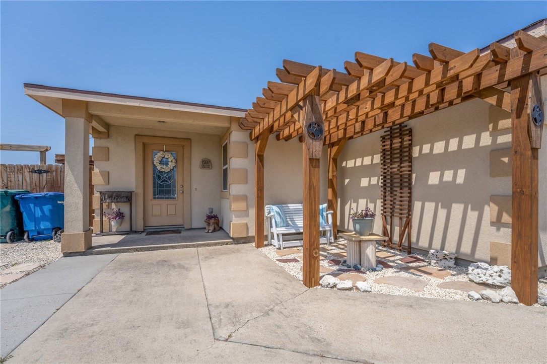 15617 Cruiser St A Property Photo 1