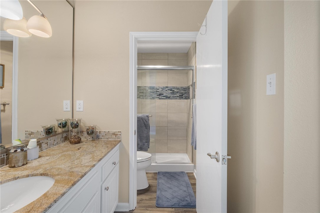 15002 Windward Dr 103 Property Photo 19