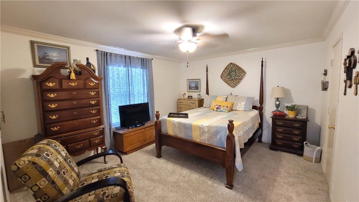 1717 Overland Property Photo 16