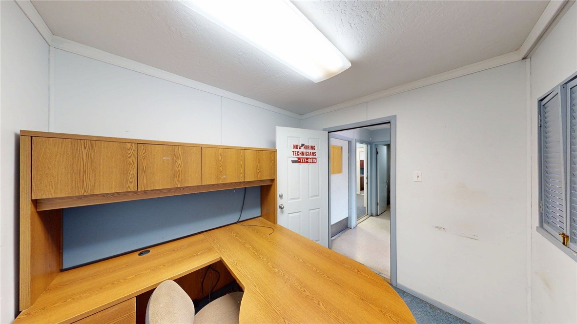 901 Austin St Property Photo 18