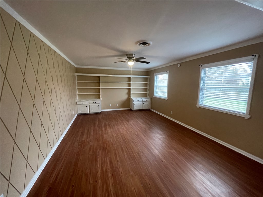 905 Carmel Pkwy Property Photo 3