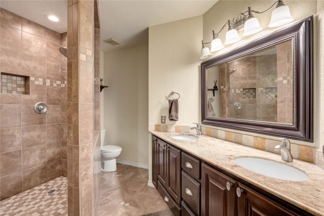 325 Sea Gate Dr Property Photo 23