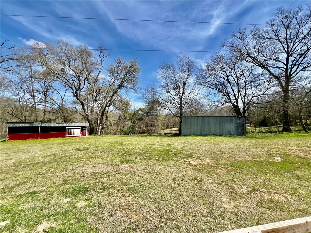 18533 Fm 850 Property Photo 16