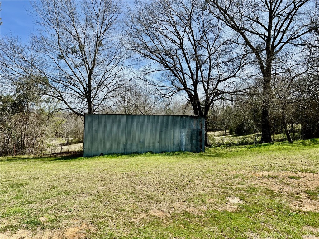18533 Fm 850 Property Photo 17