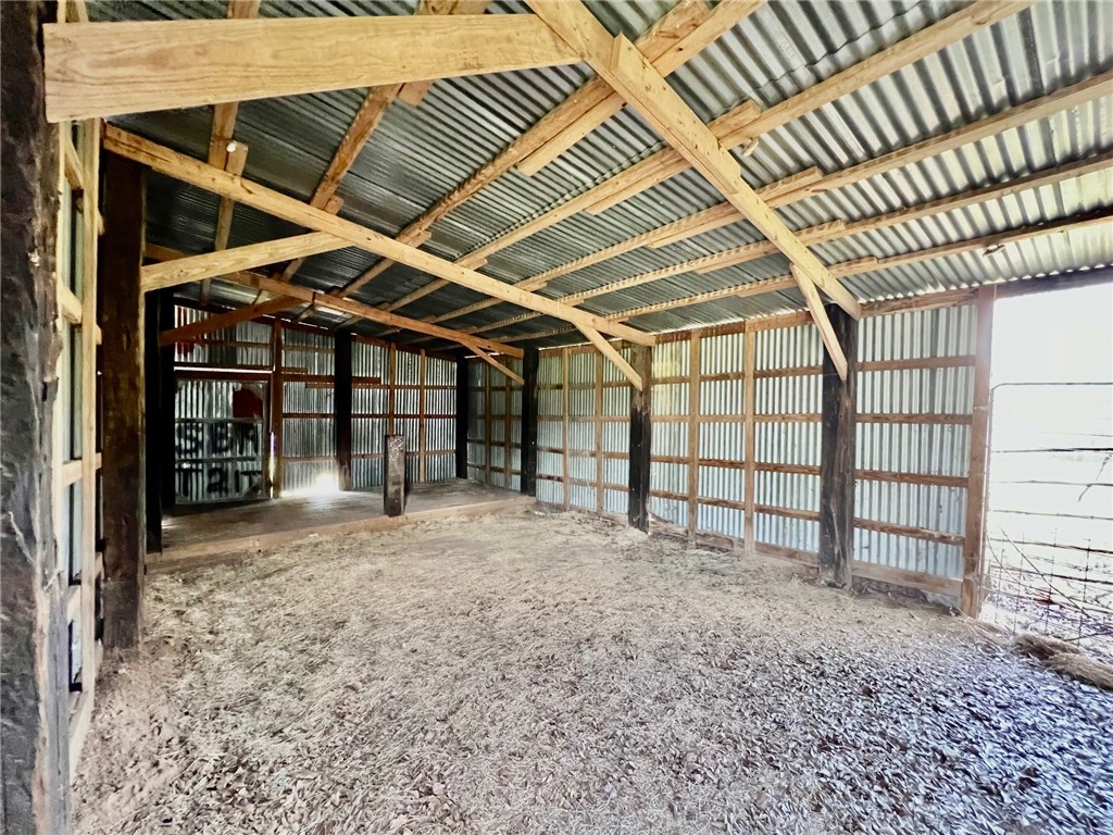 18533 Fm 850 Property Photo 18