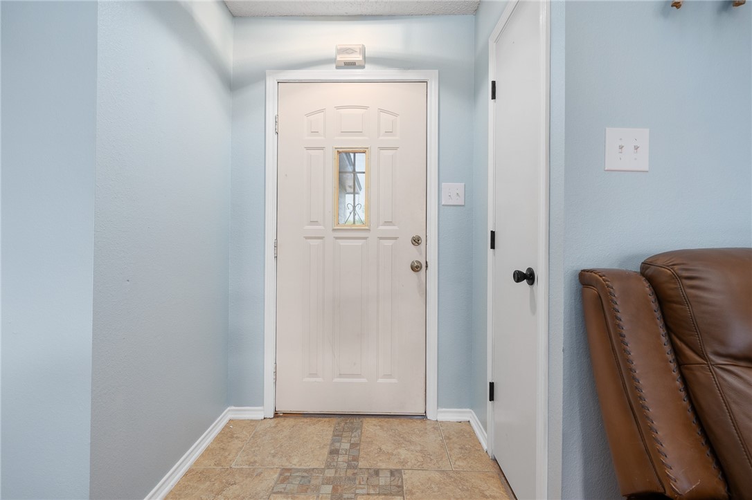 2229 Pebble Beach Dr Property Photo 5