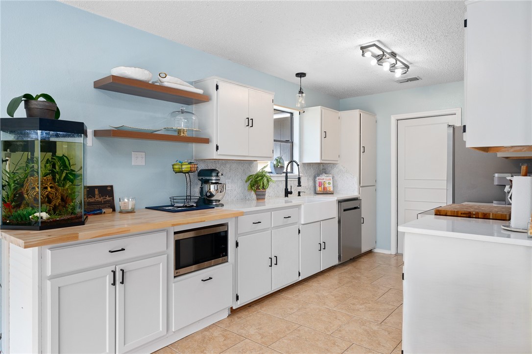 2229 Pebble Beach Dr Property Photo 11