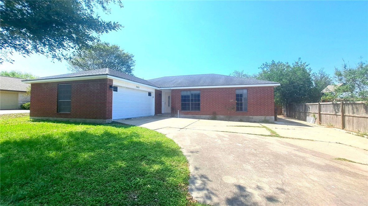 5411 Cypress Property Photo