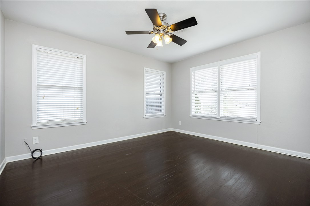 350 Doddridge St Property Photo 24
