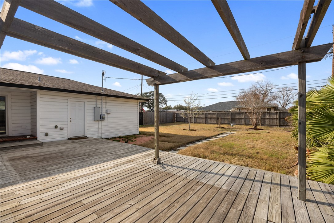 350 Doddridge St Property Photo 39