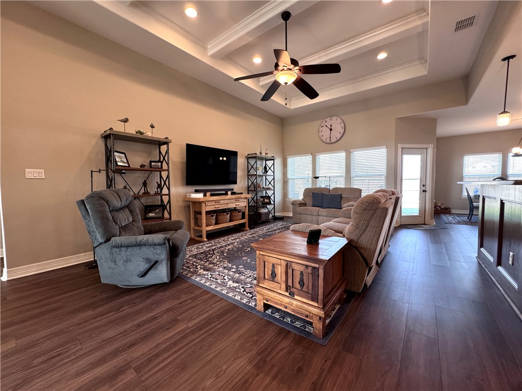 15921 Cozumel Dr Property Photo 4