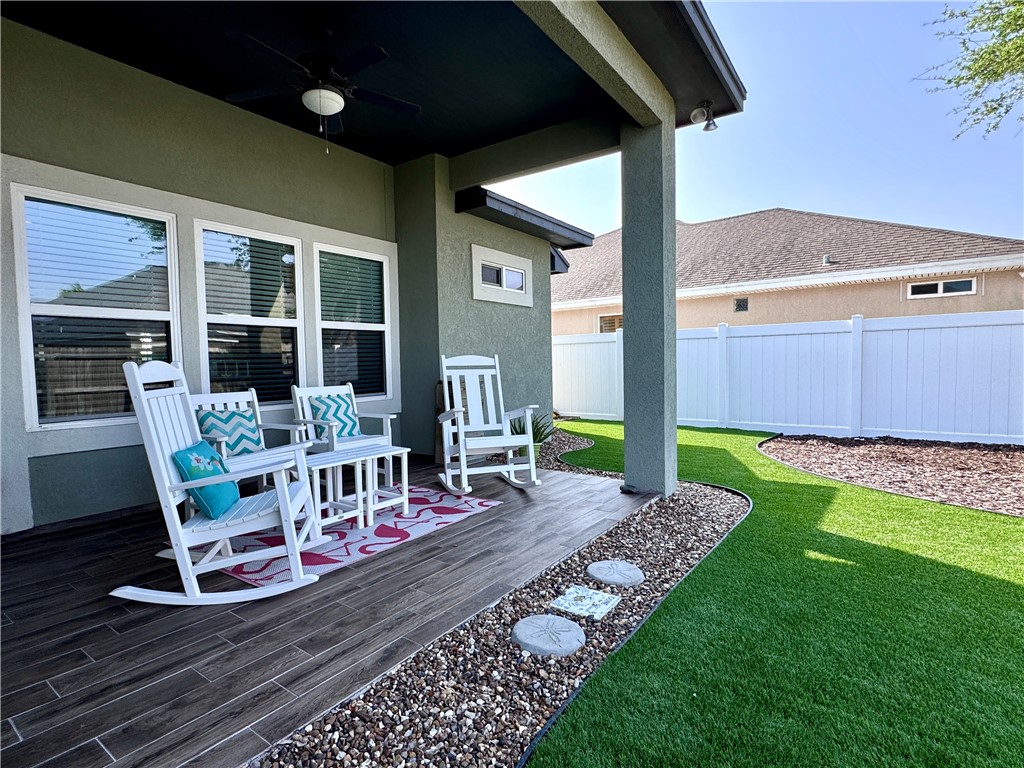 15921 Cozumel Dr Property Photo 34