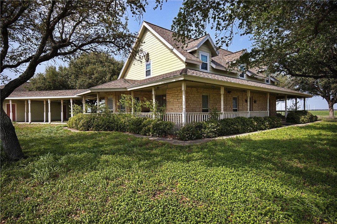 9522 County Road 1178 Property Photo