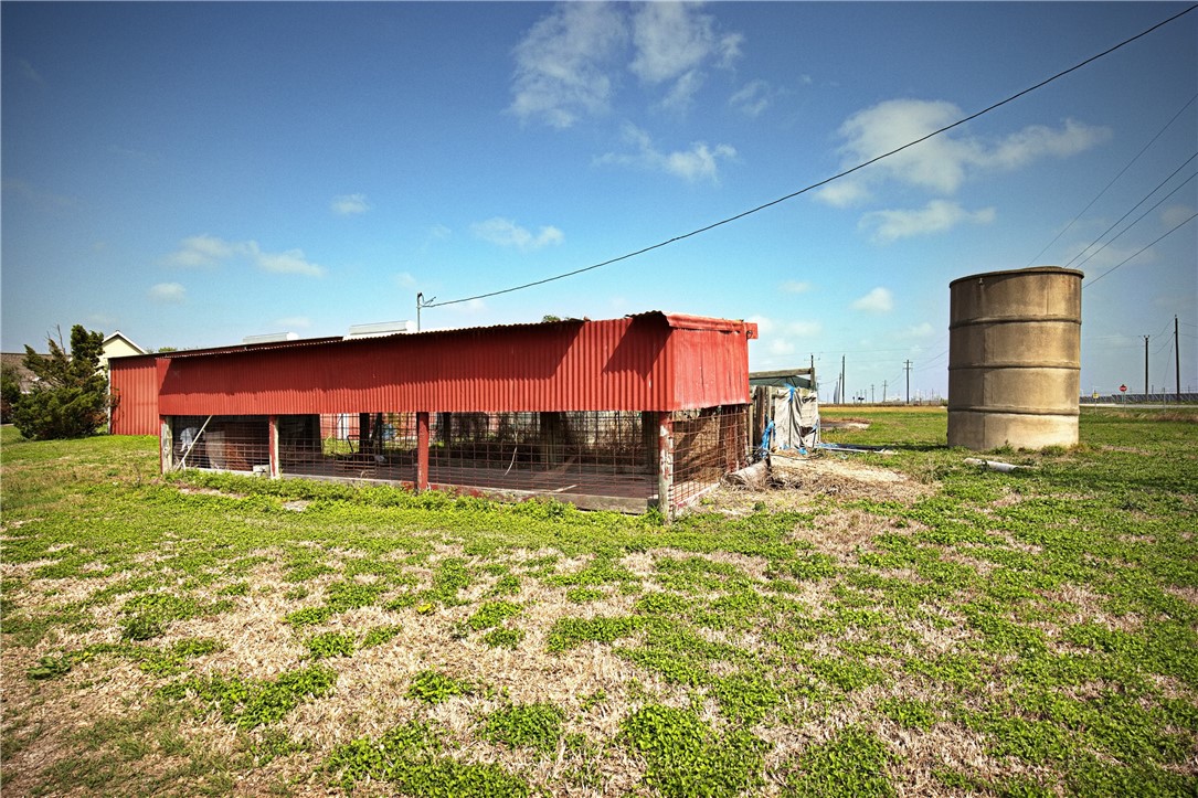 9522 County Road 1178 Property Photo 36