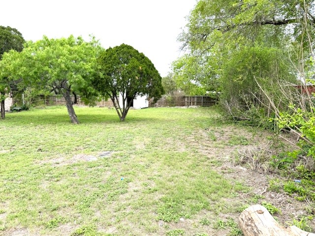 4325 Leonard Dr Property Photo 2