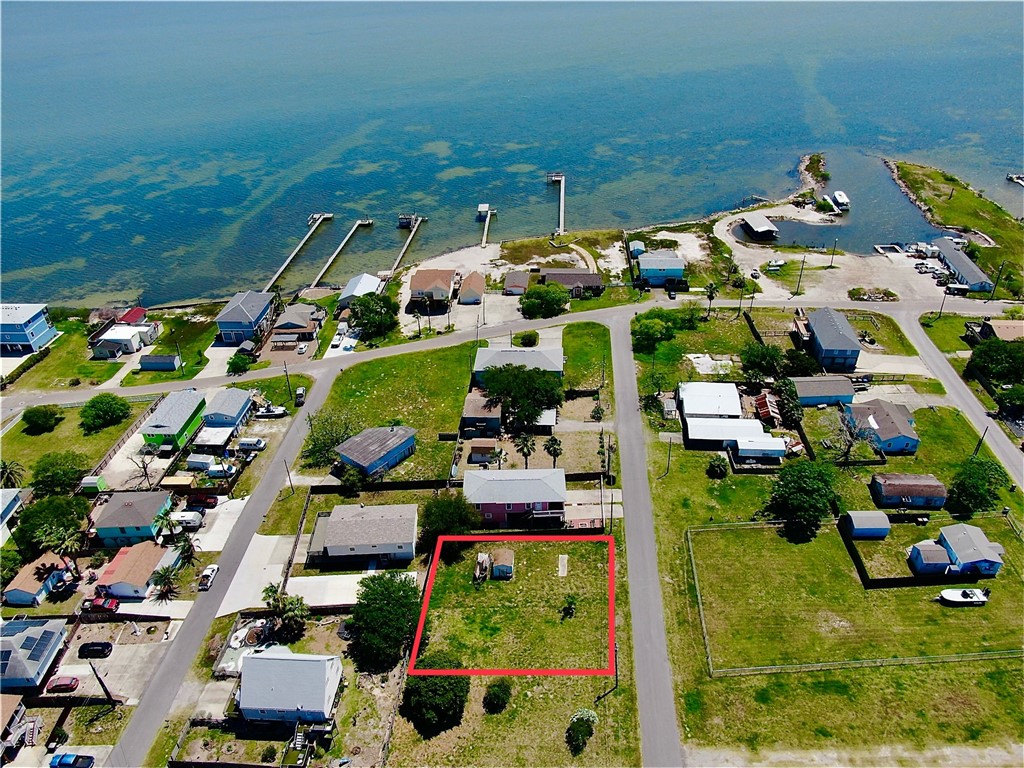122 Riviera Dr Property Photo 1