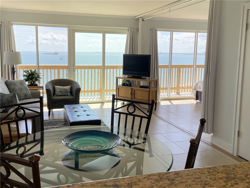 4000 Surfside Blvd 807 Property Photo 8