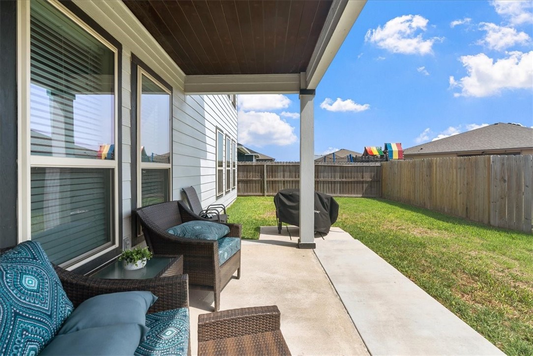 1805 Bay Landing Dr Property Photo 36