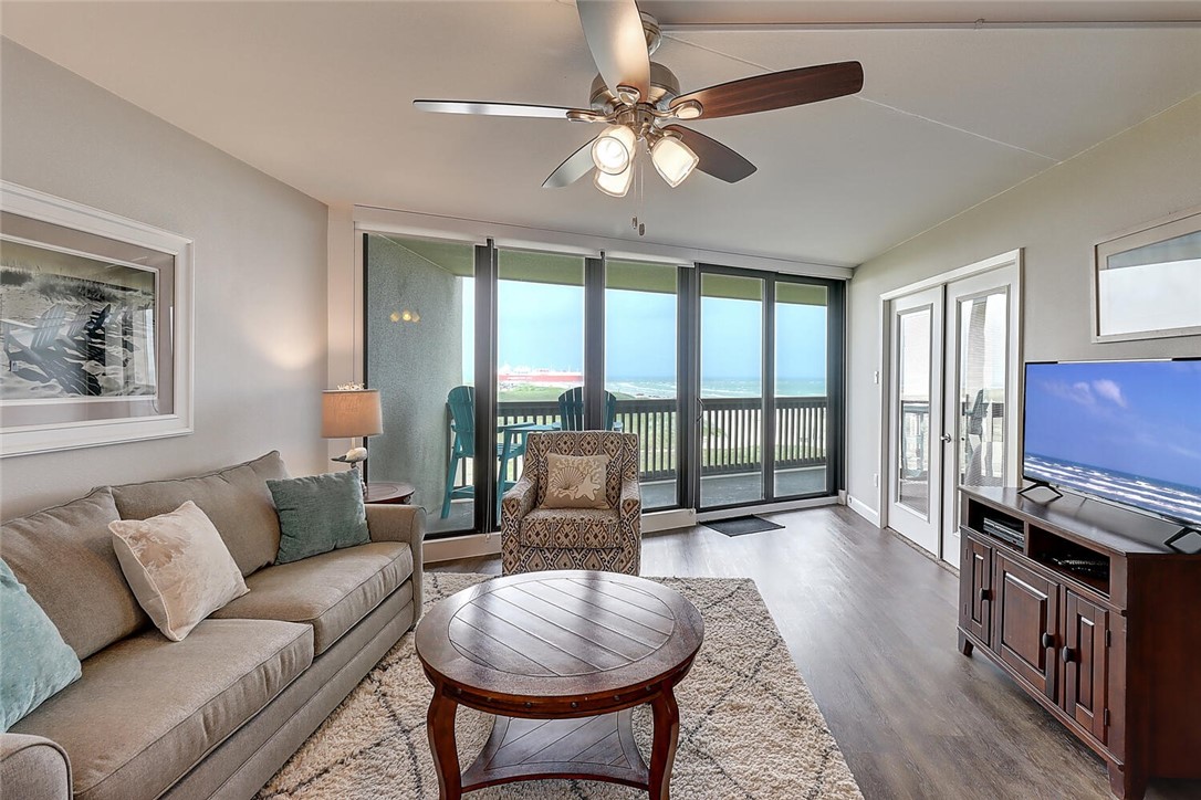 1000 Lantana Dr 603 Property Photo 16