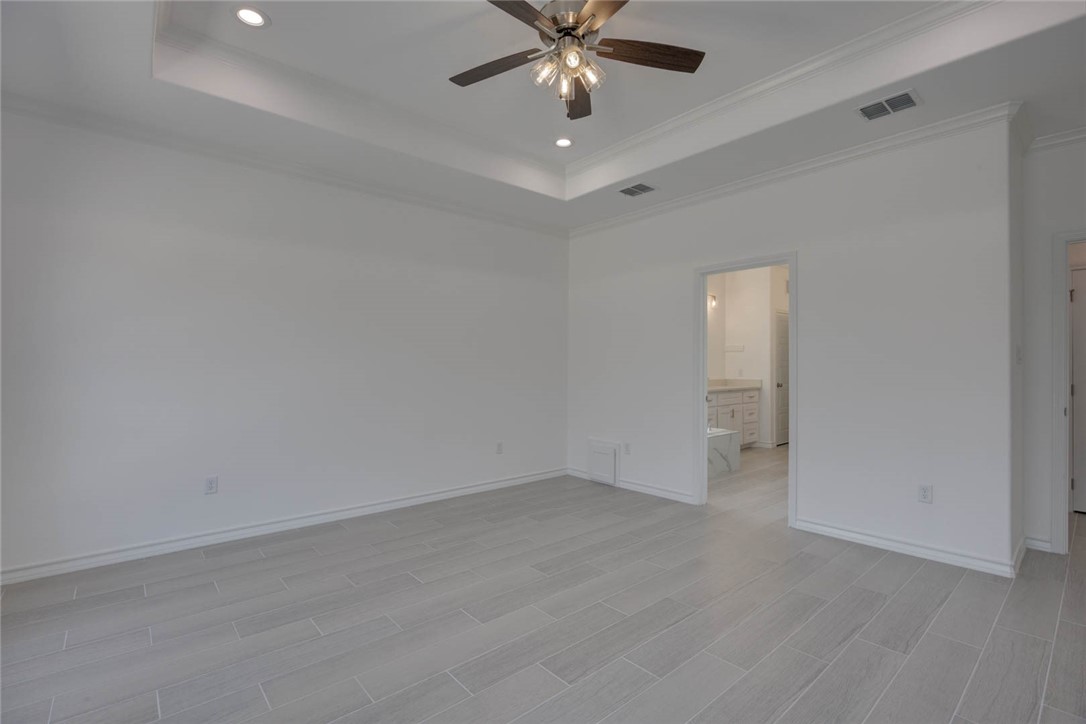103 Peridot St Property Photo 11