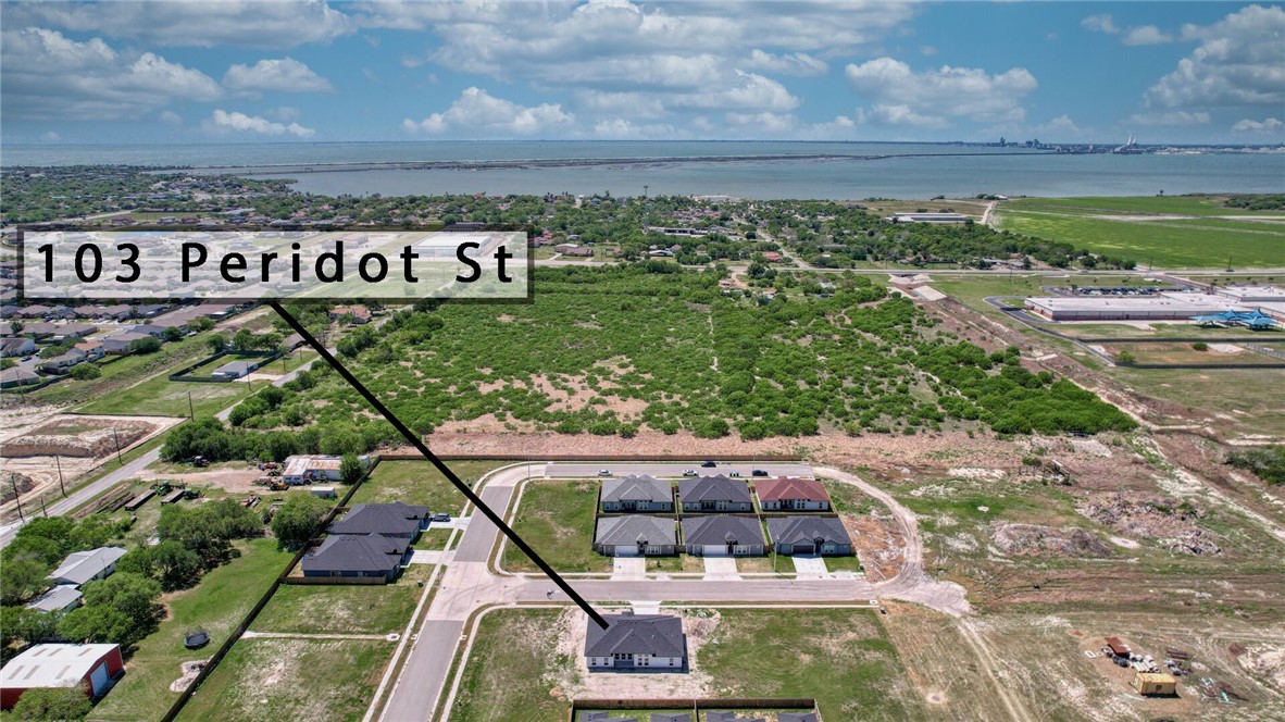 103 Peridot St Property Photo 23