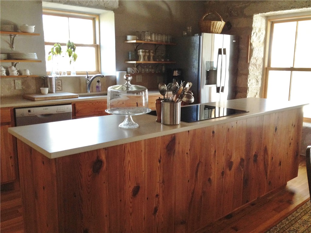 118 Danos Property Photo 6