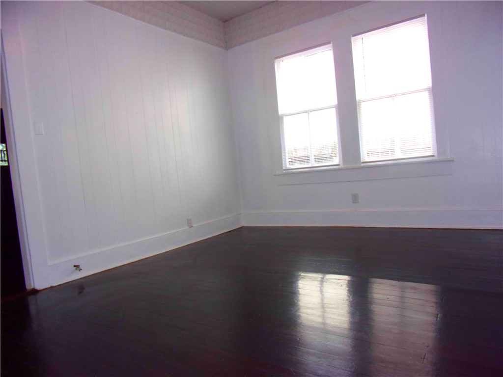 815 Furman Ave A & B Property Photo 7