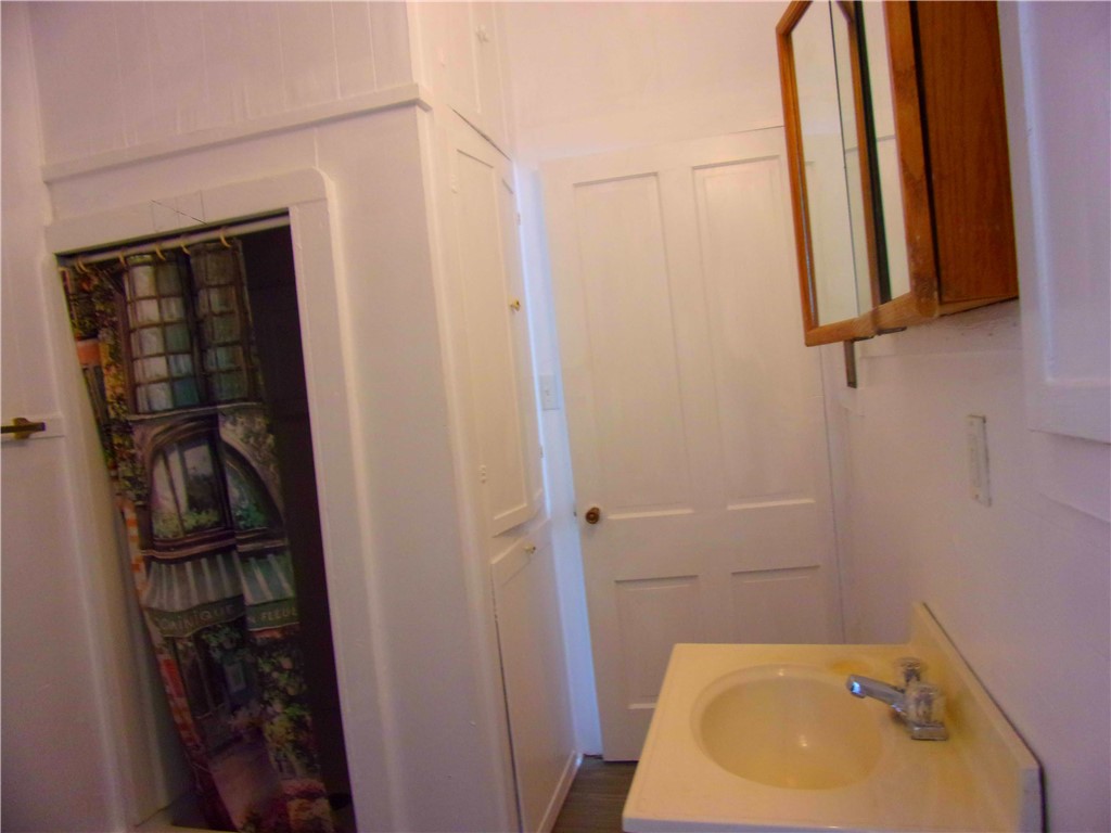 815 Furman Ave A & B Property Photo 14