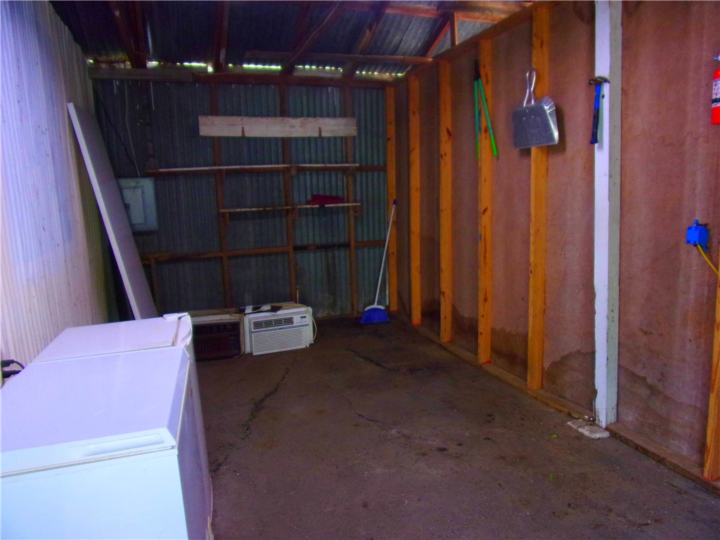 815 Furman Ave A & B Property Photo 32