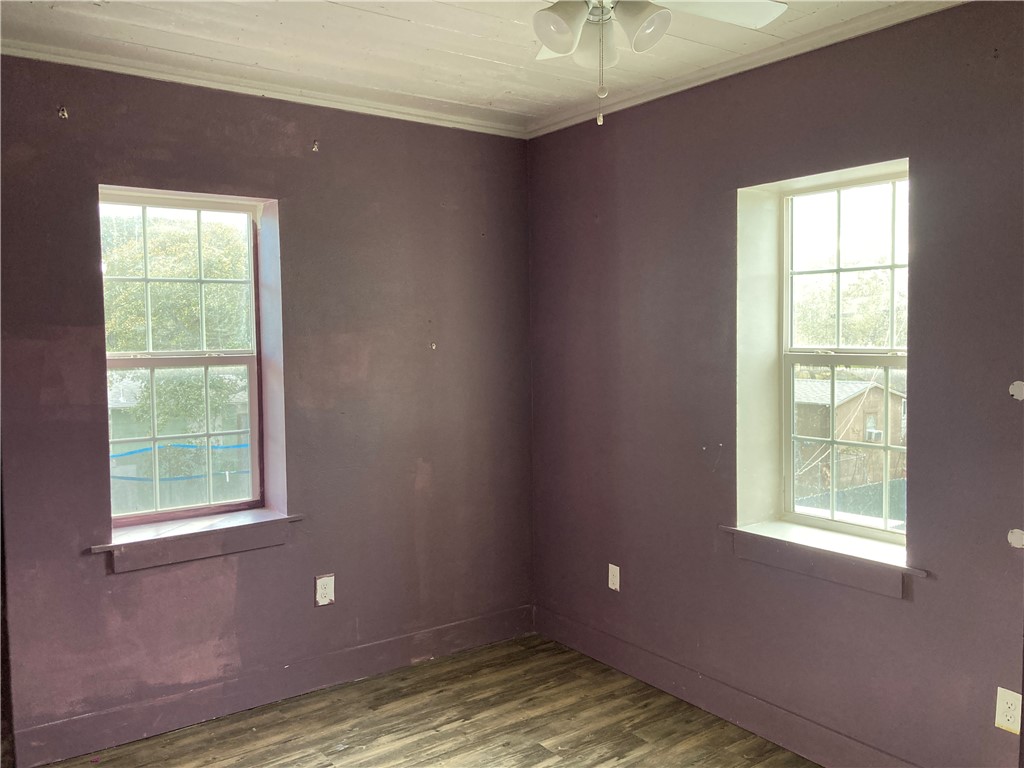 404 S Mccampbell St Property Photo 10
