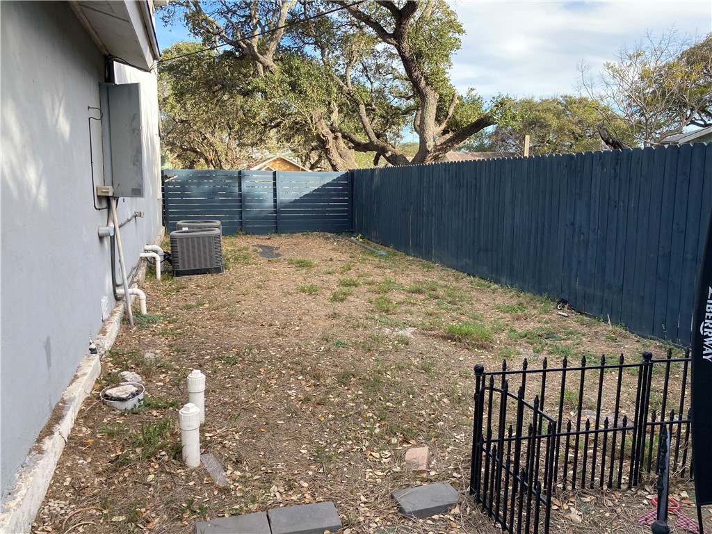 404 S Mccampbell St Property Photo 17