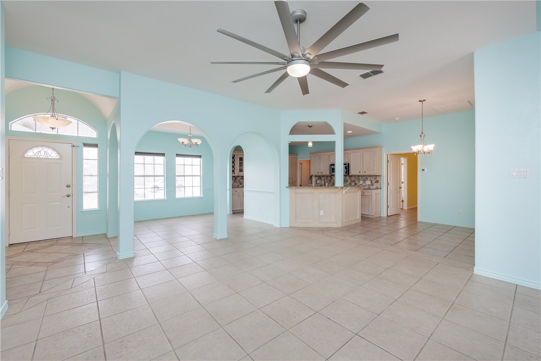 13946 Laffite Dr Property Photo 4