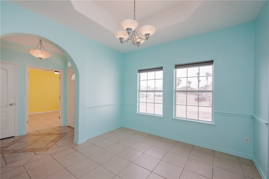 13946 Laffite Dr Property Photo 7