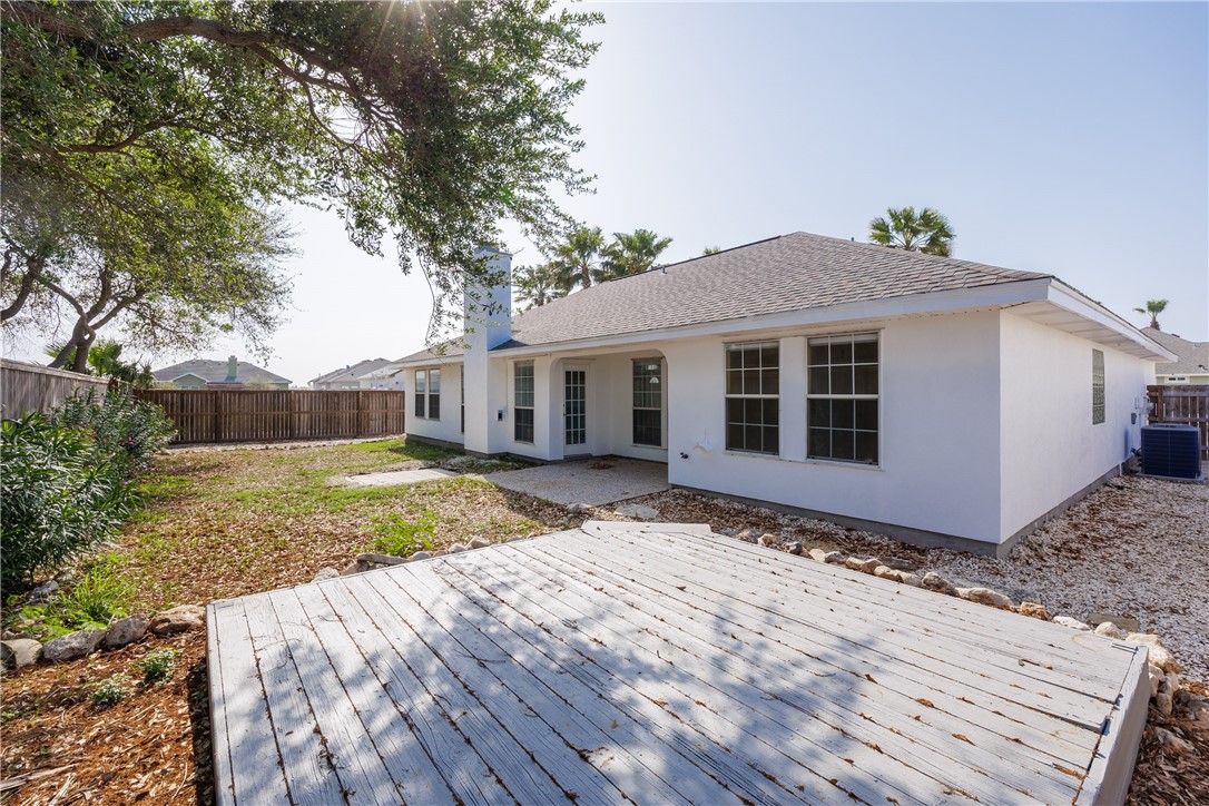 13946 Laffite Dr Property Photo 40