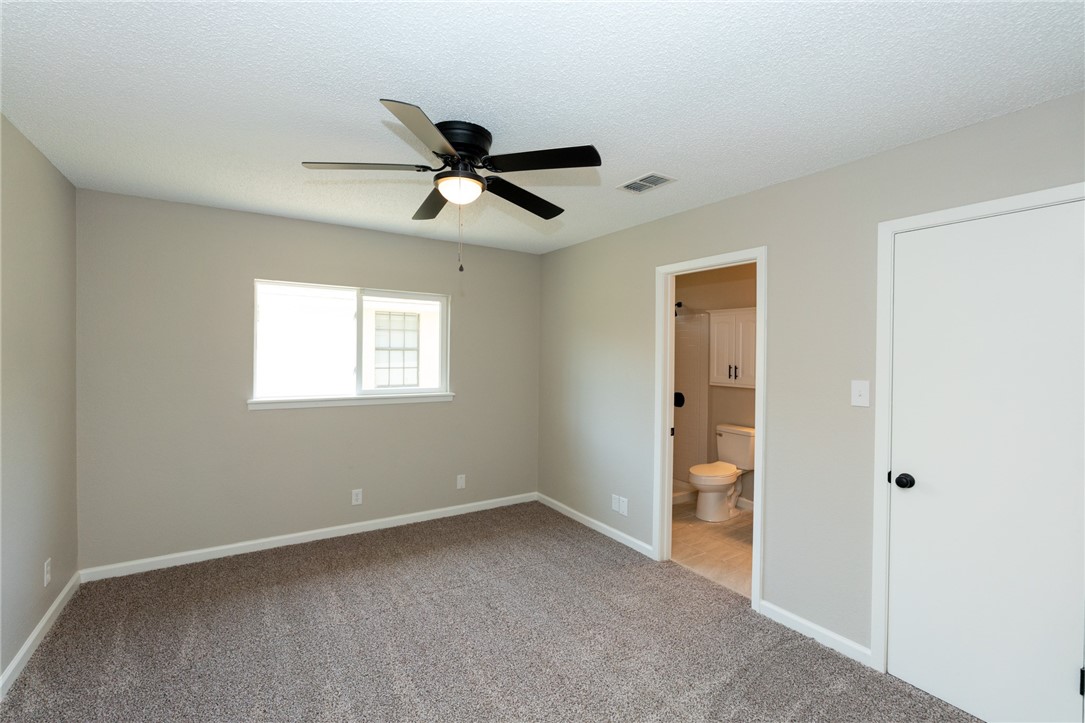110 Saunders Property Photo 8